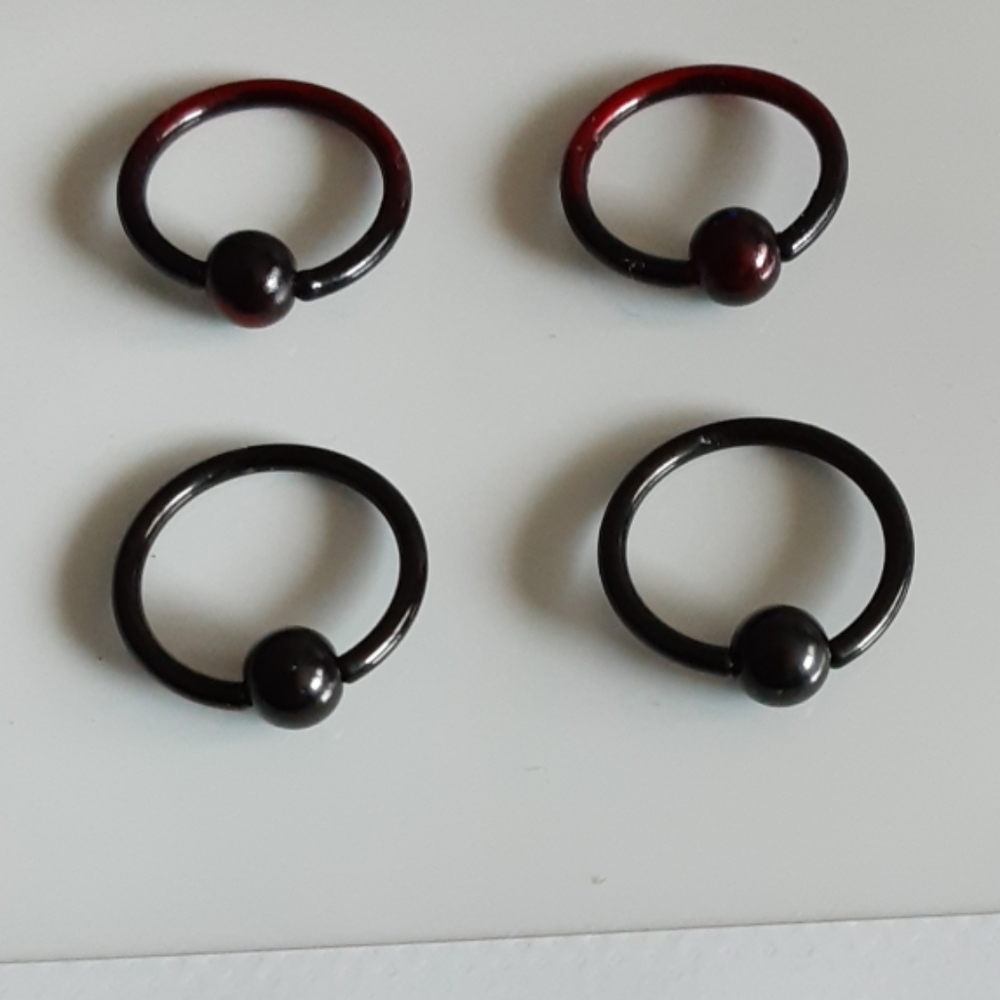 4 pack of captive bead rings